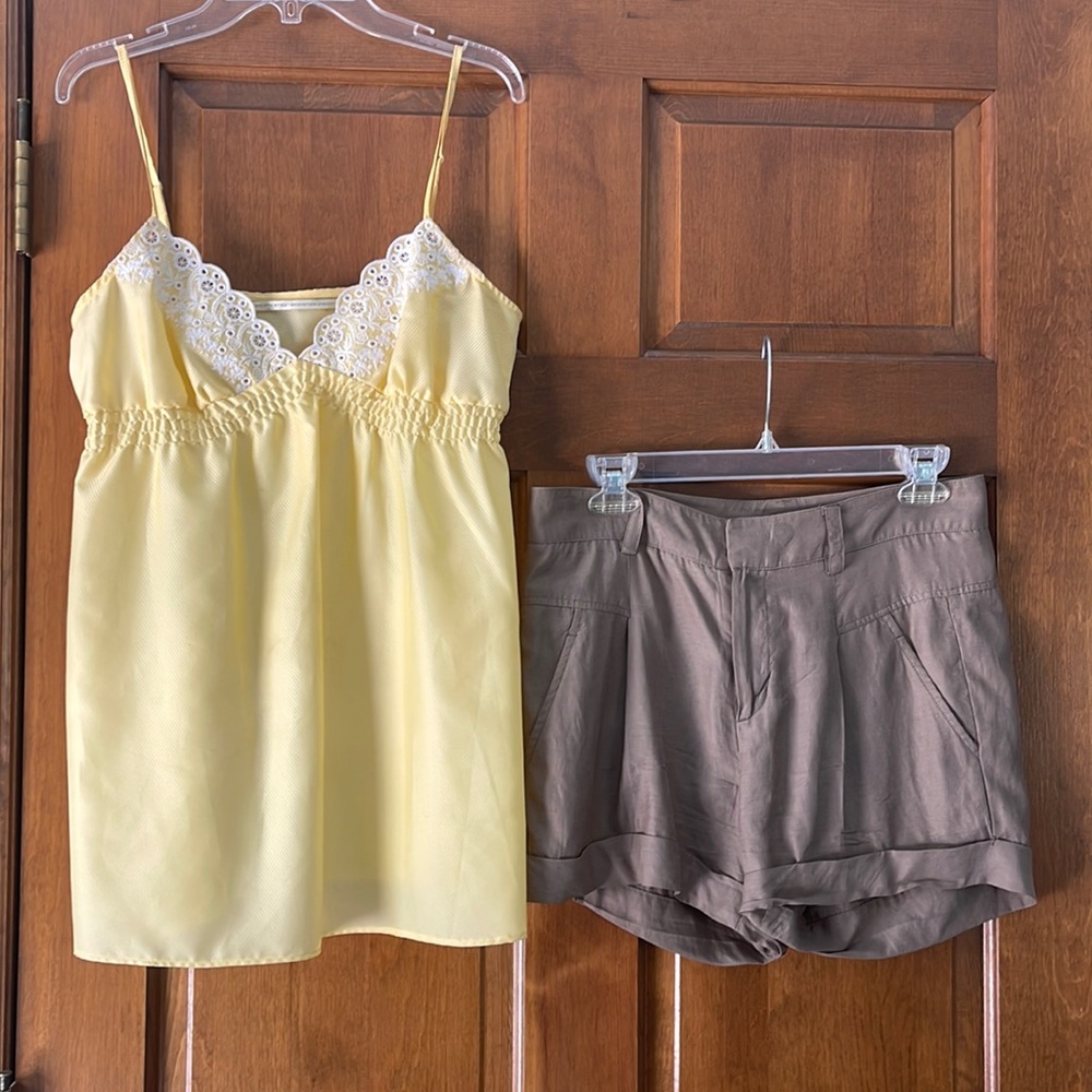Beautiful pale yellow and white eyelet Cami size S